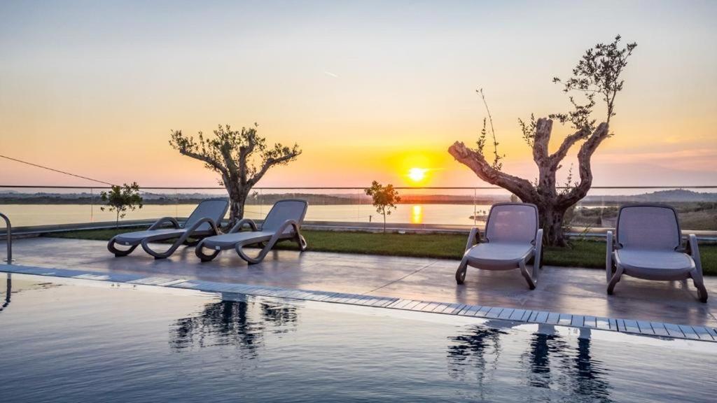 Top Villas Durrës 外观 照片
