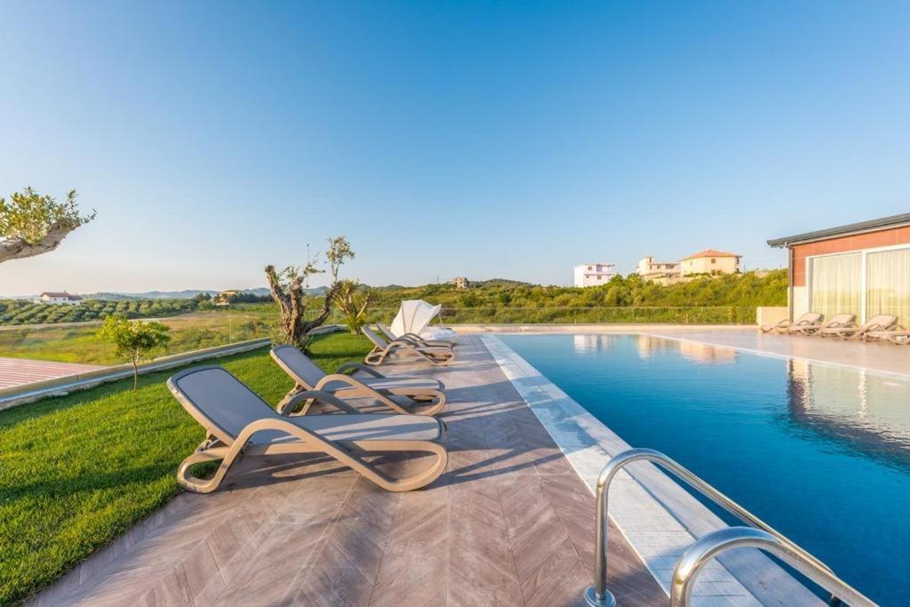 Top Villas Durrës 外观 照片