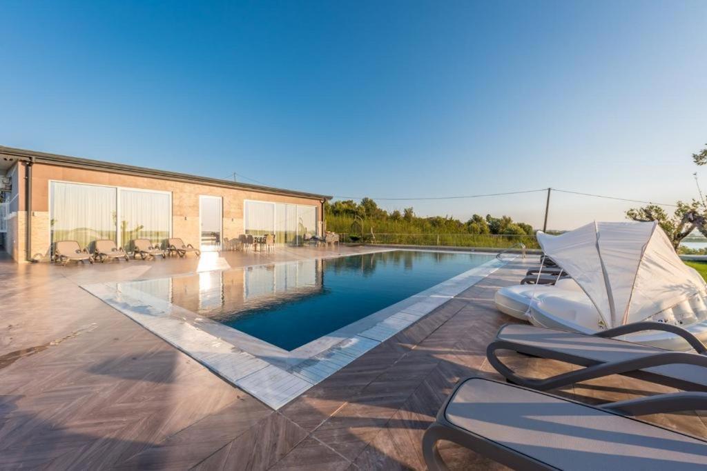 Top Villas Durrës 外观 照片
