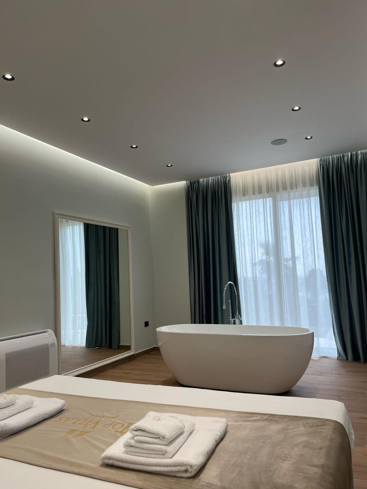 Top Villas Durrës 外观 照片
